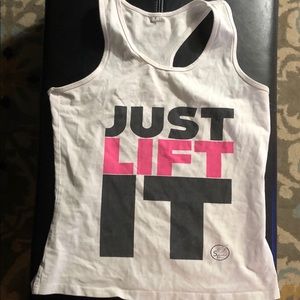 Workout tank top